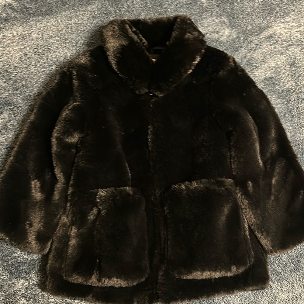 Toddler faux fur coat🖤